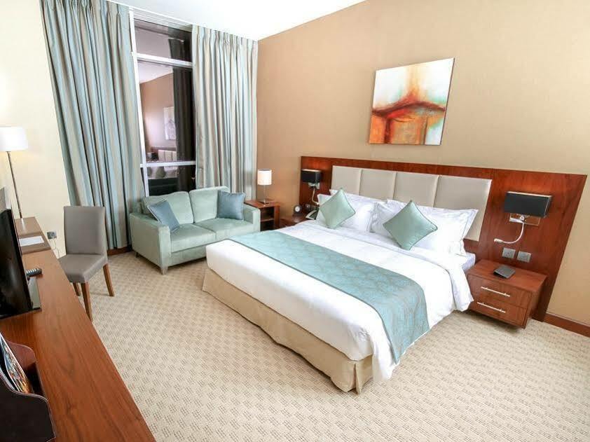 Danat Capital Hotel Abu Zabi Zewnętrze zdjęcie