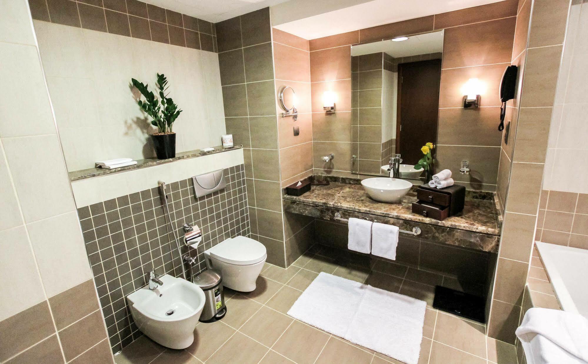 Danat Capital Hotel Abu Zabi Zewnętrze zdjęcie